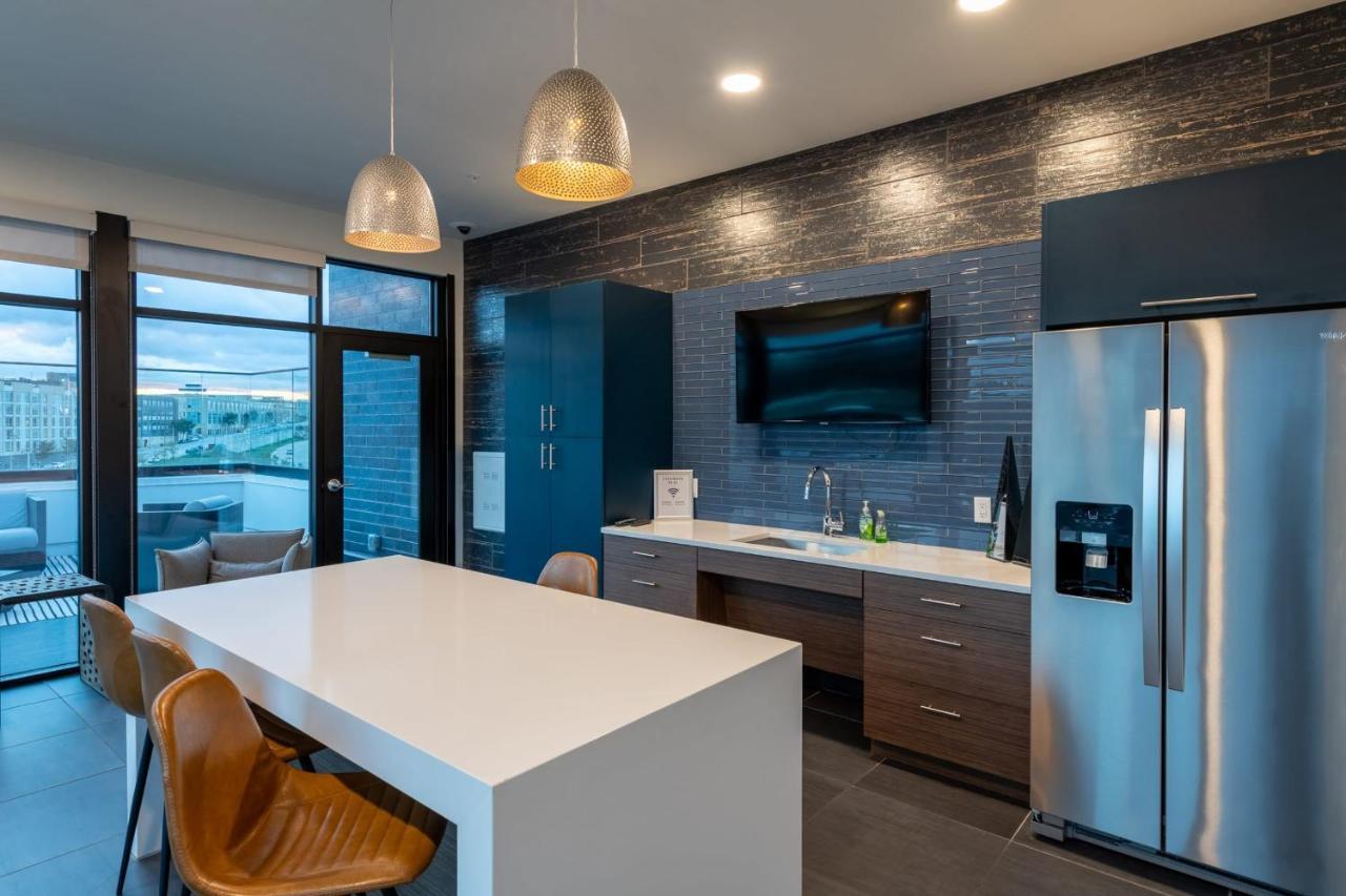 Flexhome Skywalk To Fiserv 1Br Apt U5 Milwaukee Eksteriør bilde
