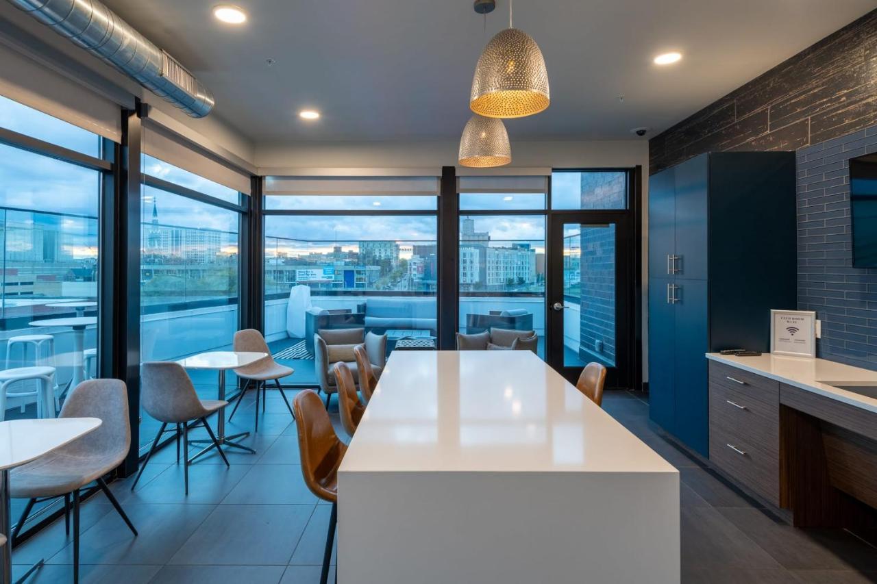 Flexhome Skywalk To Fiserv 1Br Apt U5 Milwaukee Eksteriør bilde